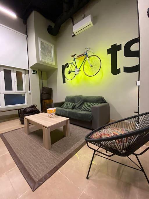 Apartment Ruzafa Roots, 12 Min To Centre, Smart Tv, Wine Βαλένθια Εξωτερικό φωτογραφία