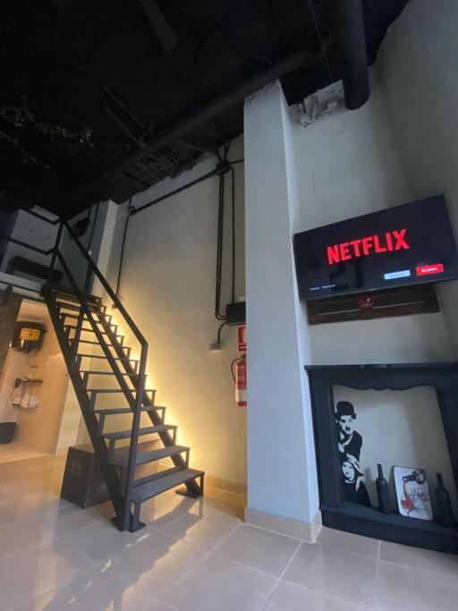 Apartment Ruzafa Roots, 12 Min To Centre, Smart Tv, Wine Βαλένθια Εξωτερικό φωτογραφία