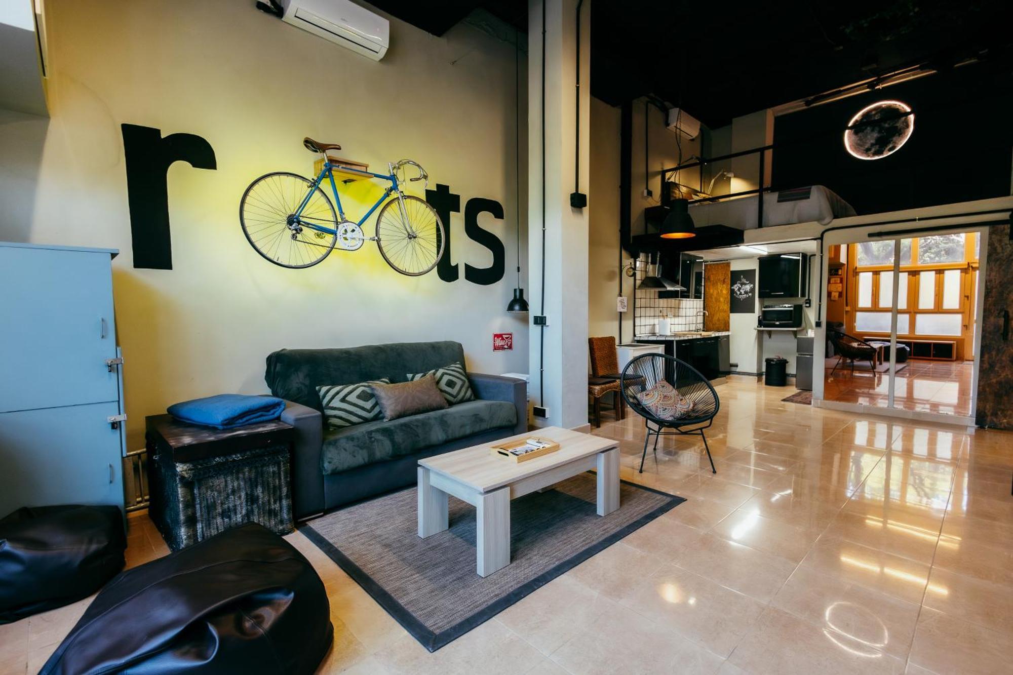 Apartment Ruzafa Roots, 12 Min To Centre, Smart Tv, Wine Βαλένθια Εξωτερικό φωτογραφία